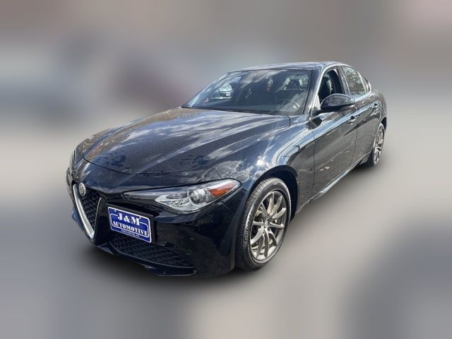 2020 Alfa Romeo Giulia Base