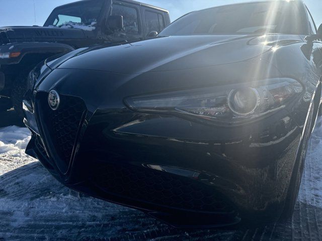 2020 Alfa Romeo Giulia Base