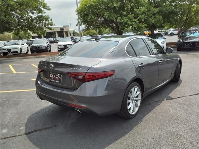 2020 Alfa Romeo Giulia Base