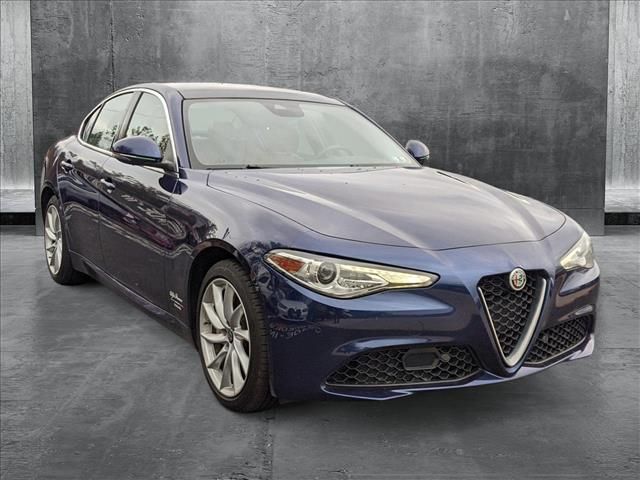 2020 Alfa Romeo Giulia Base