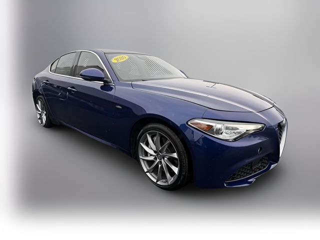 2020 Alfa Romeo Giulia Base