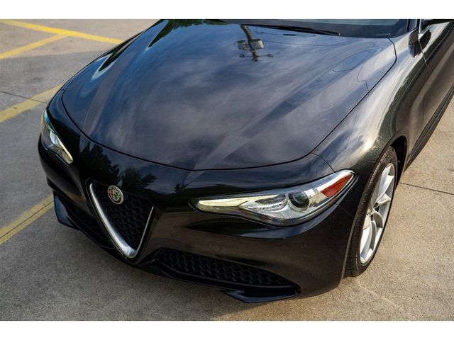2020 Alfa Romeo Giulia Base