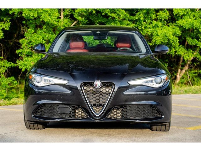 2020 Alfa Romeo Giulia Base