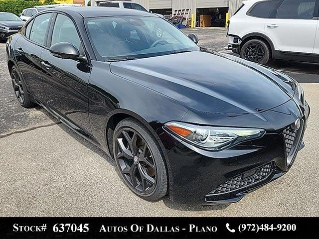 2020 Alfa Romeo Giulia Base