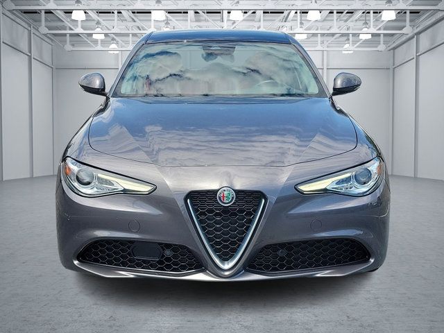 2020 Alfa Romeo Giulia Base