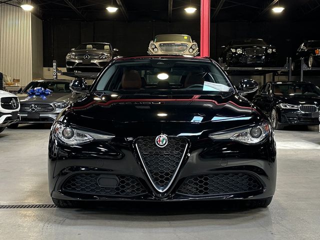 2020 Alfa Romeo Giulia Base