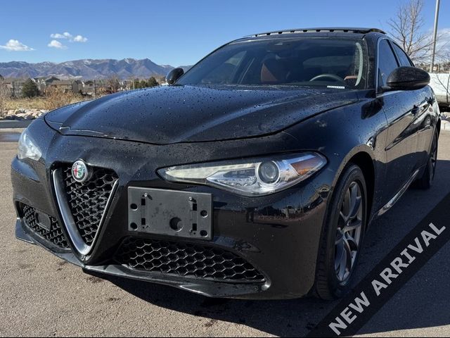 2020 Alfa Romeo Giulia Base