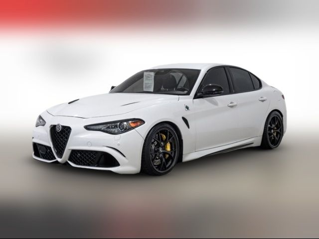 2020 Alfa Romeo Giulia Quadrifoglio