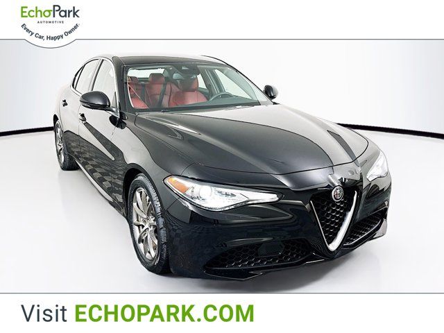 2020 Alfa Romeo Giulia Base