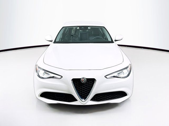 2020 Alfa Romeo Giulia Base