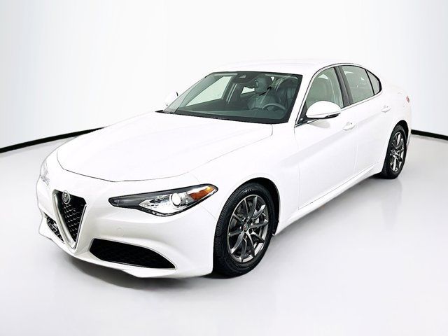 2020 Alfa Romeo Giulia Base