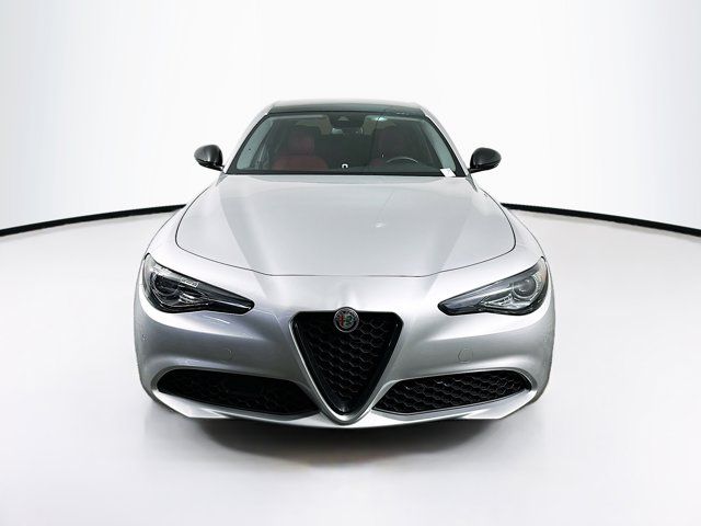 2020 Alfa Romeo Giulia Base