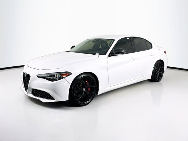 2020 Alfa Romeo Giulia Base