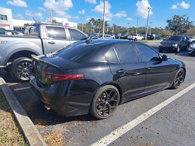 2020 Alfa Romeo Giulia Sport