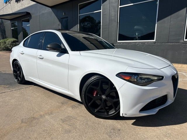 2020 Alfa Romeo Giulia Base