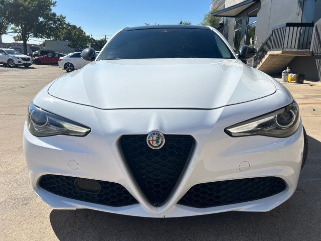 2020 Alfa Romeo Giulia Base