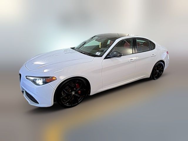 2020 Alfa Romeo Giulia Sport