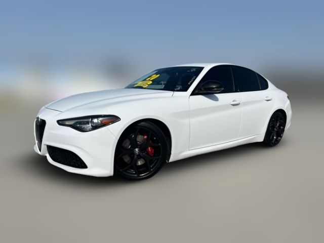 2020 Alfa Romeo Giulia Sport