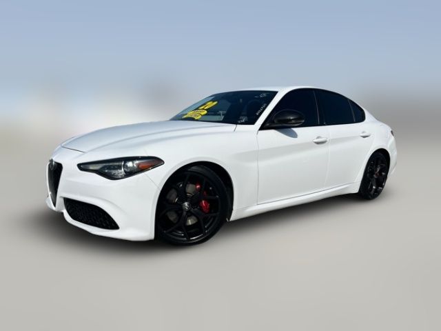 2020 Alfa Romeo Giulia Sport