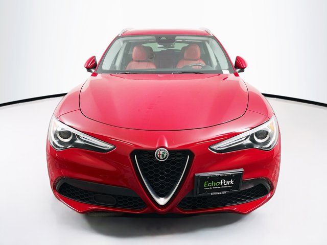 2020 Alfa Romeo Stelvio Base