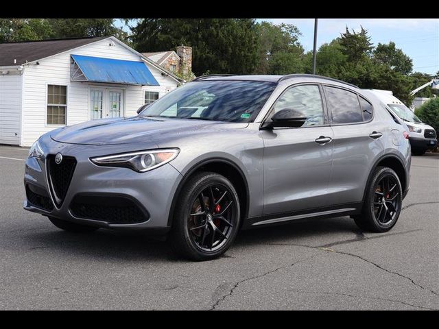 2020 Alfa Romeo Stelvio Base