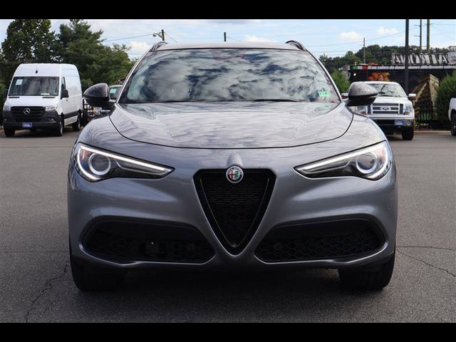 2020 Alfa Romeo Stelvio Base