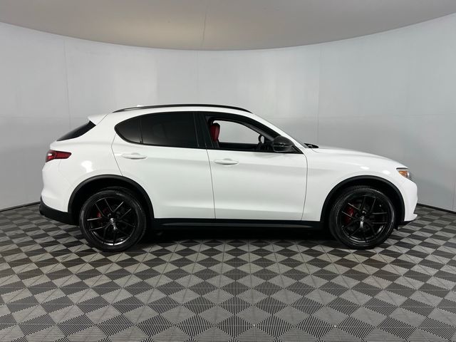 2020 Alfa Romeo Stelvio Base