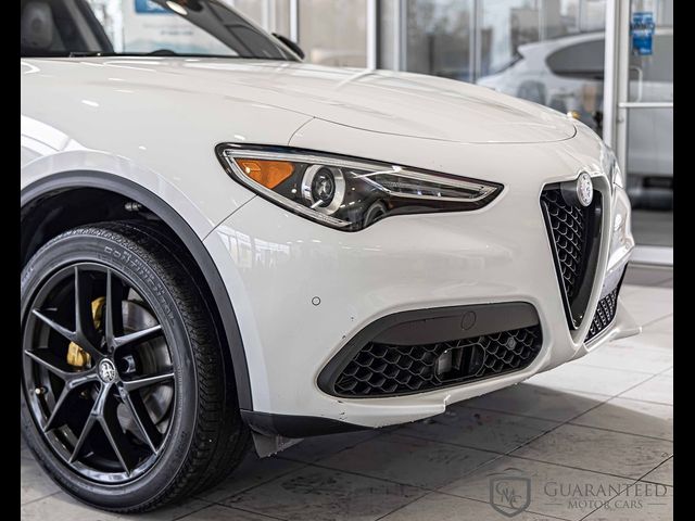 2020 Alfa Romeo Stelvio Base