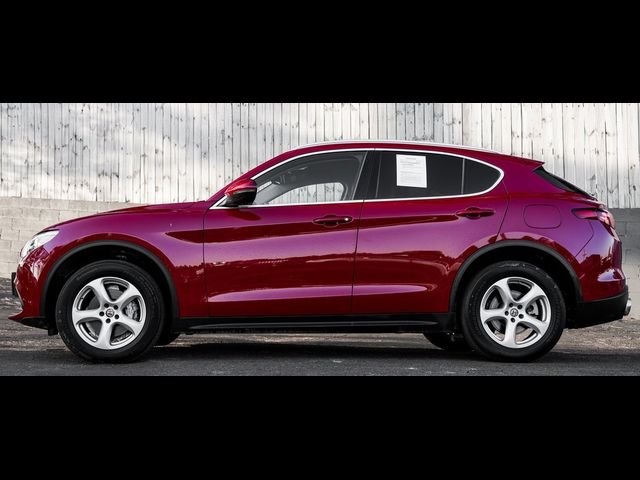 2020 Alfa Romeo Stelvio Base