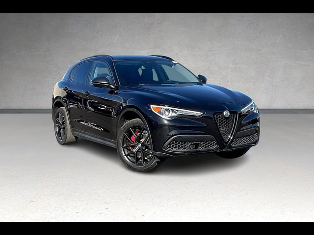 2020 Alfa Romeo Stelvio Base