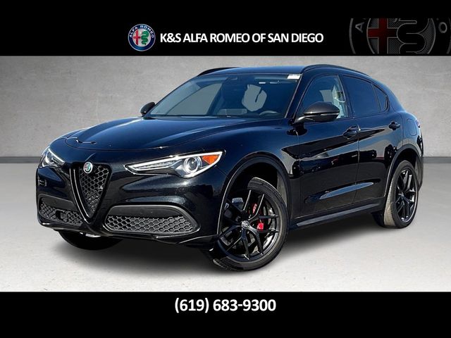 2020 Alfa Romeo Stelvio Base