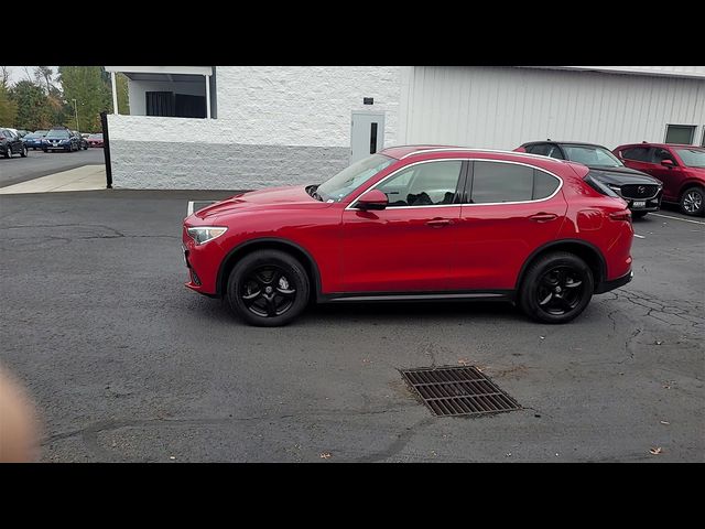 2020 Alfa Romeo Stelvio Base