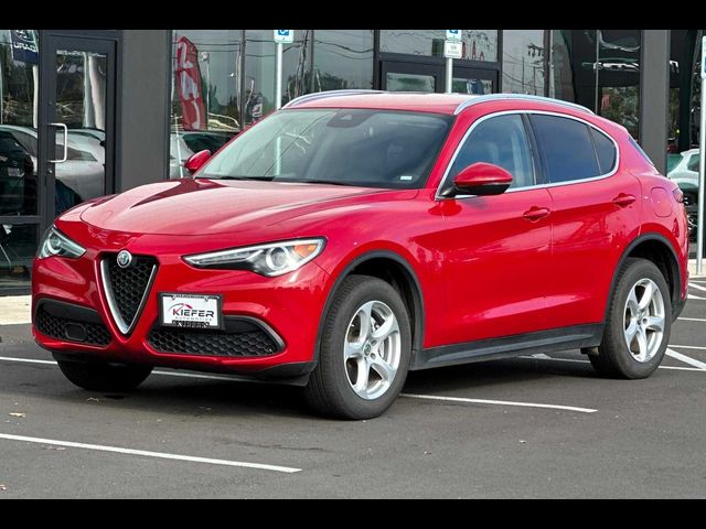 2020 Alfa Romeo Stelvio Base