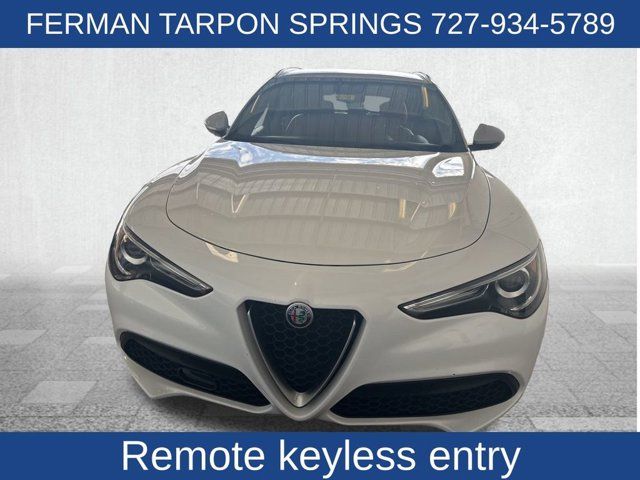 2020 Alfa Romeo Stelvio Base