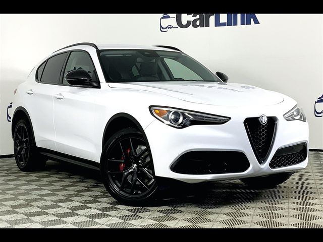 2020 Alfa Romeo Stelvio Base