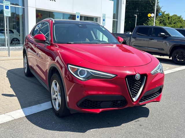 2020 Alfa Romeo Stelvio Base