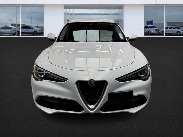 2020 Alfa Romeo Stelvio Base