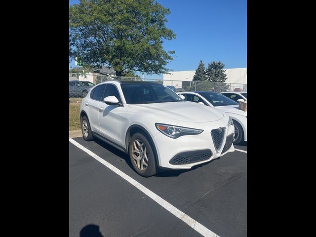 2020 Alfa Romeo Stelvio Base