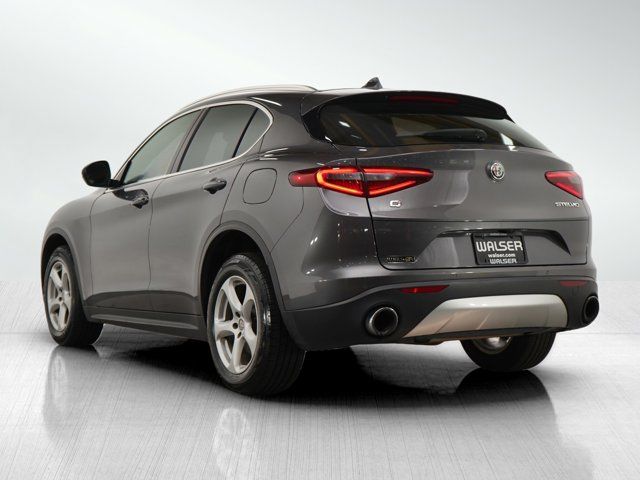 2020 Alfa Romeo Stelvio Base