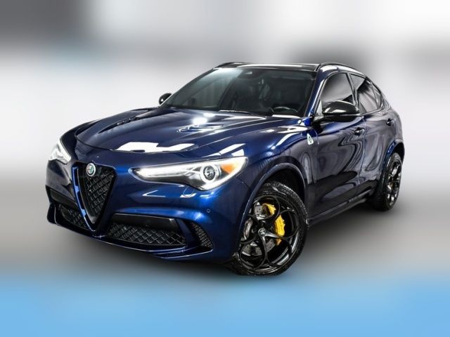 2020 Alfa Romeo Stelvio Quadrifoglio