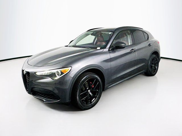 2020 Alfa Romeo Stelvio Base