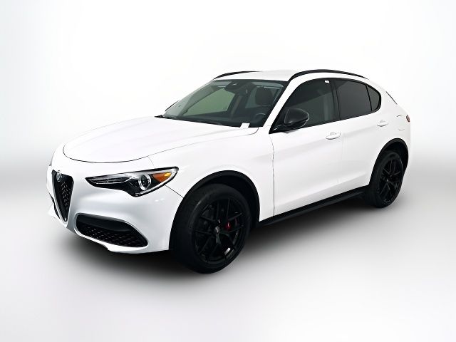 2020 Alfa Romeo Stelvio Base