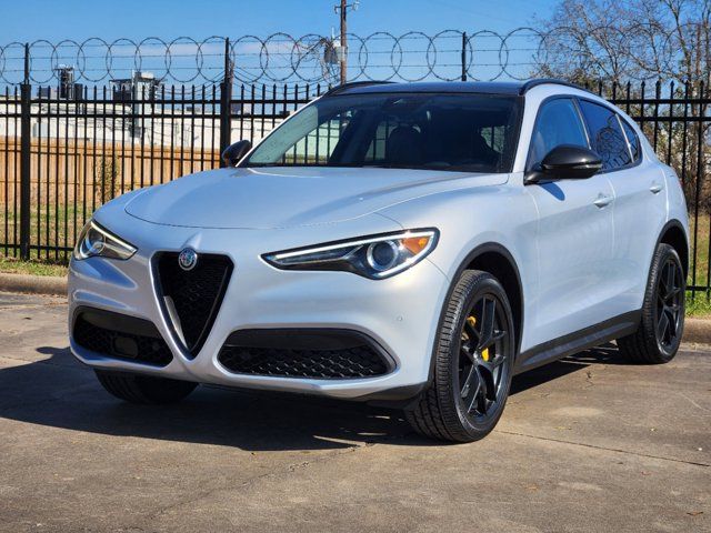 2020 Alfa Romeo Stelvio Base