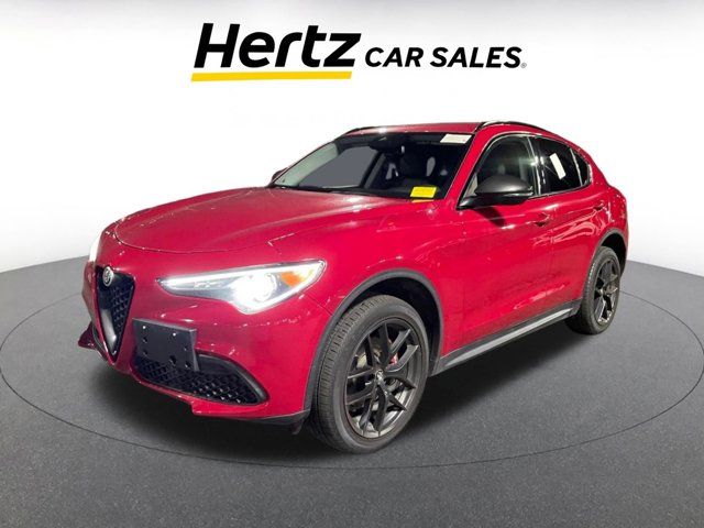 2020 Alfa Romeo Stelvio Base