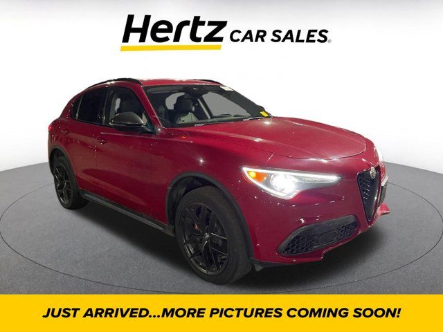 2020 Alfa Romeo Stelvio Base