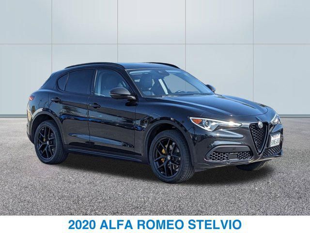 2020 Alfa Romeo Stelvio Base