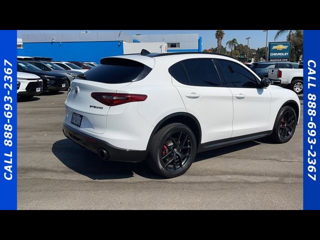 2020 Alfa Romeo Stelvio Sport