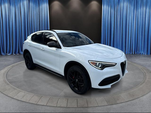 2020 Alfa Romeo Stelvio Base