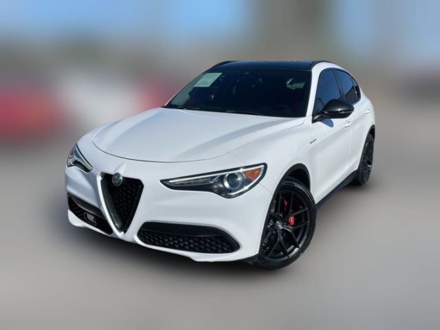 2020 Alfa Romeo Stelvio Base