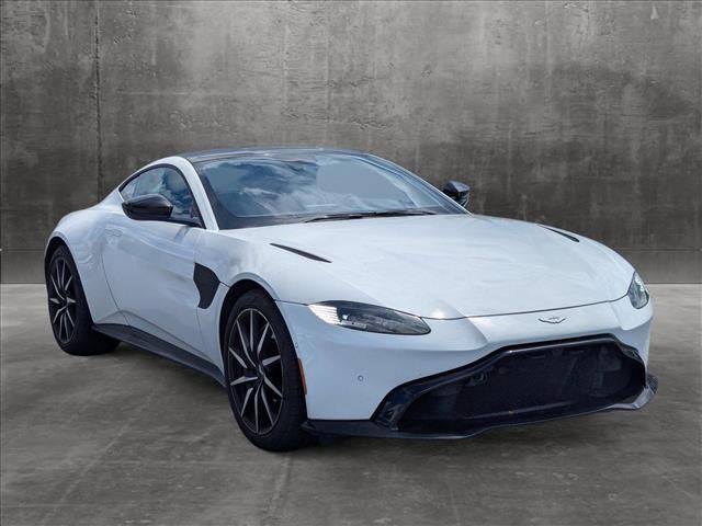 2020 Aston Martin Vantage Base